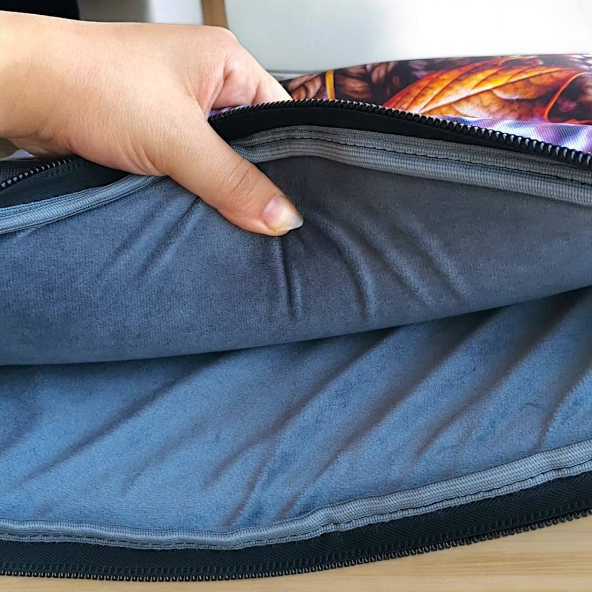Padded laptop sleeve
