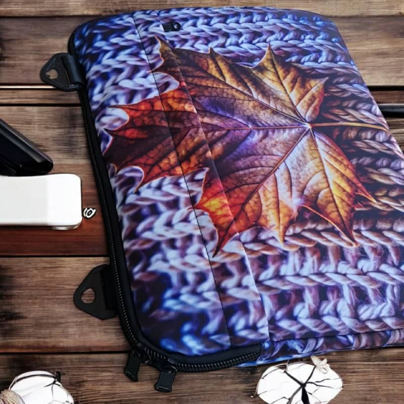 Padded laptop sleeve