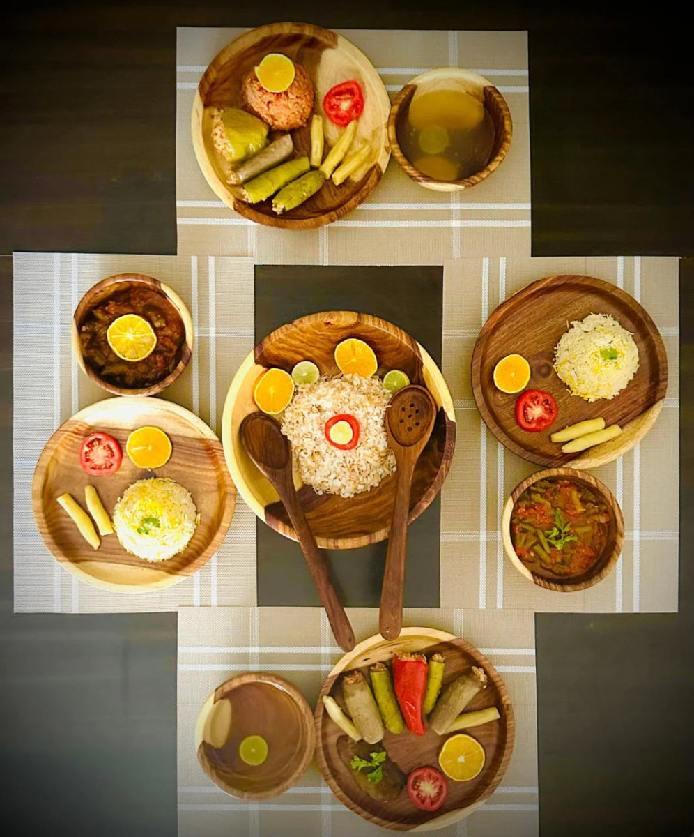 Set Dinner For 5 People From Wood Spider Natural