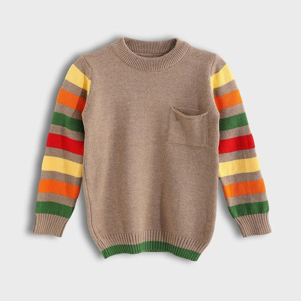 Children's sweater in distinctive colors and with a stylish chest pocket