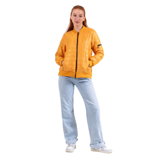 جاكيت بامب حريمي وتربروف بسوستة