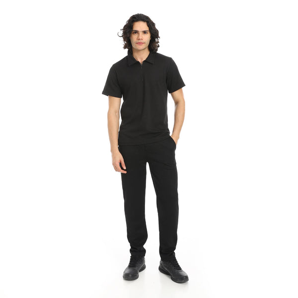 T-shirt and trousers set with a folded collar and zipper in a sophisticated piqué pattern