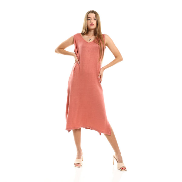 فستان نسائي بدون أكمام بفتحات جانبية