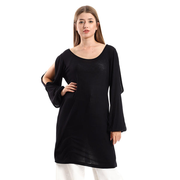 Tunic with a round neck and multi-colored side sleeves