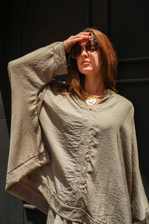 طقم حريمي حرير راقٍ للمناسبات - SemCem