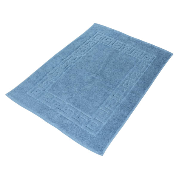 Luxurious 100% cotton towel with high absorbency and multiple colors