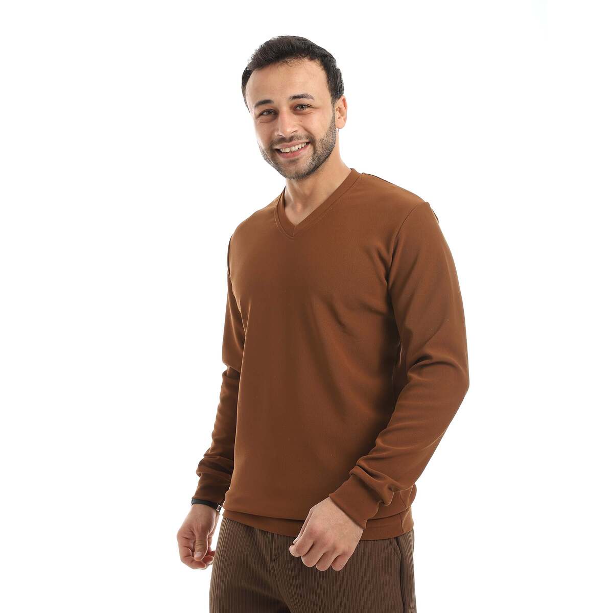 بلوفر رجالي برقبة V من قطن وبوليستر مريح