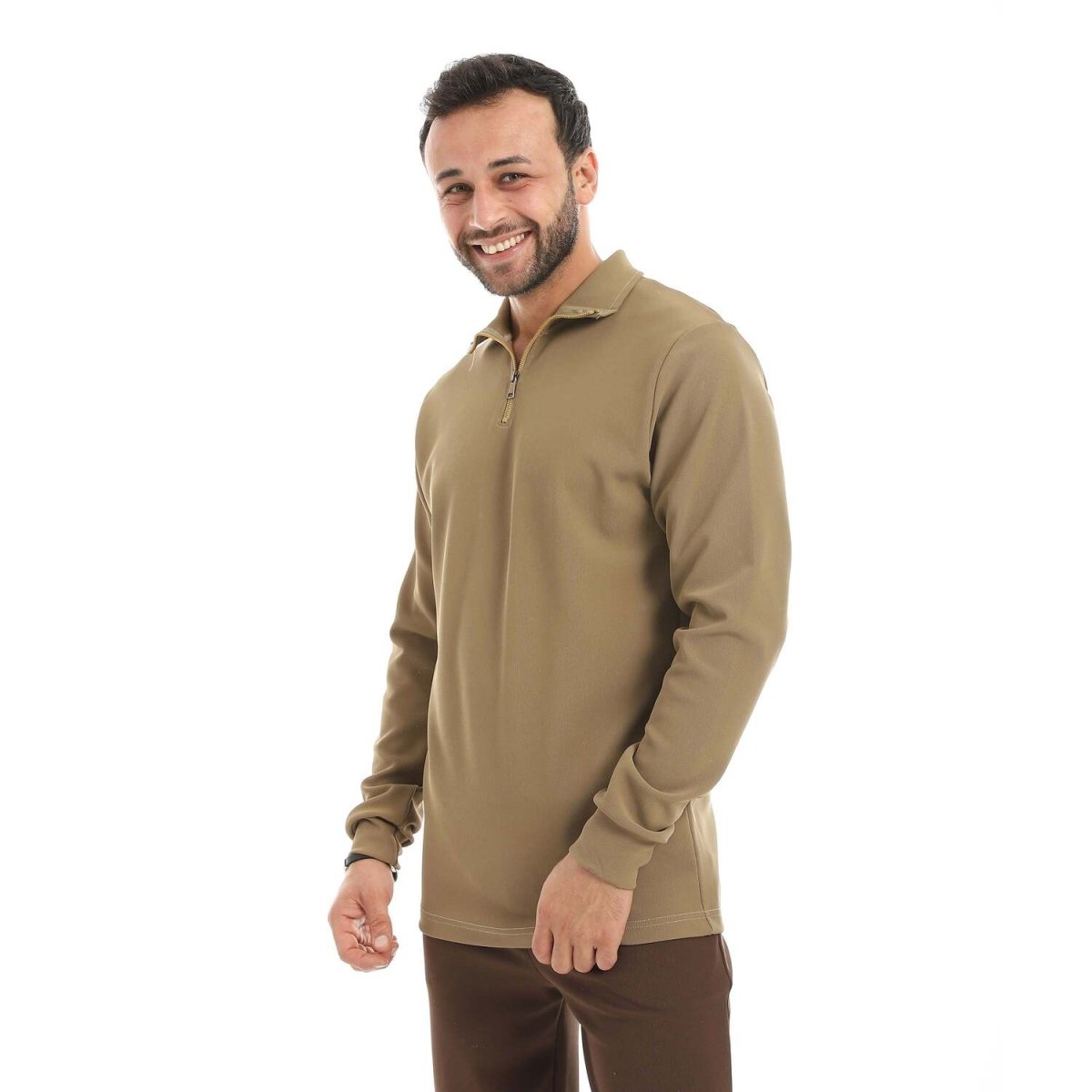 سويت شيرت رجالي بخامة مريحة ومقاسات متعددة