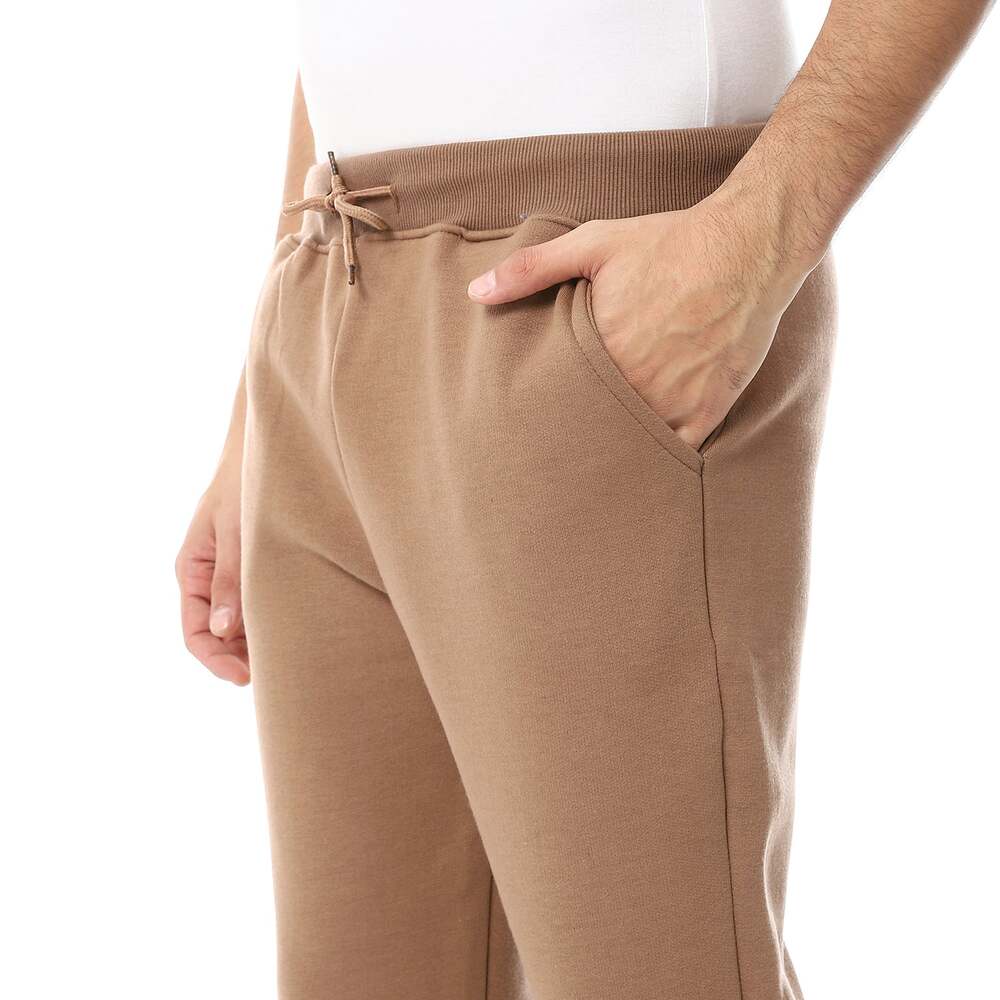 بنطال رياضي مريح سادة بخصر مطاطي